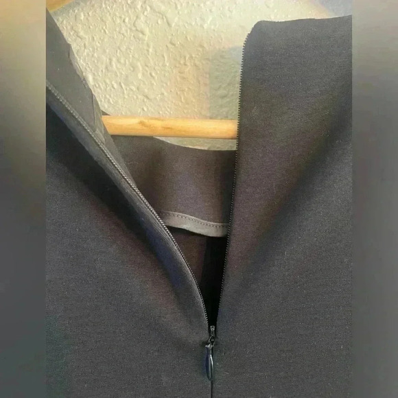 Peserico Black Mini Dress, Italian Designer Size 42 US Size 6 Quiet Luxury - Picture 7 of 10